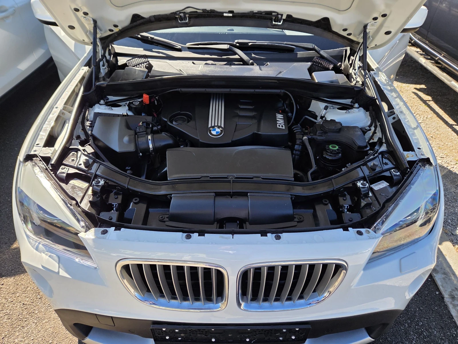 BMW X1 2.0d / X-DRIVE/ АВТОМАТИК, снимка 12 - Автомобили и джипове - 54490527