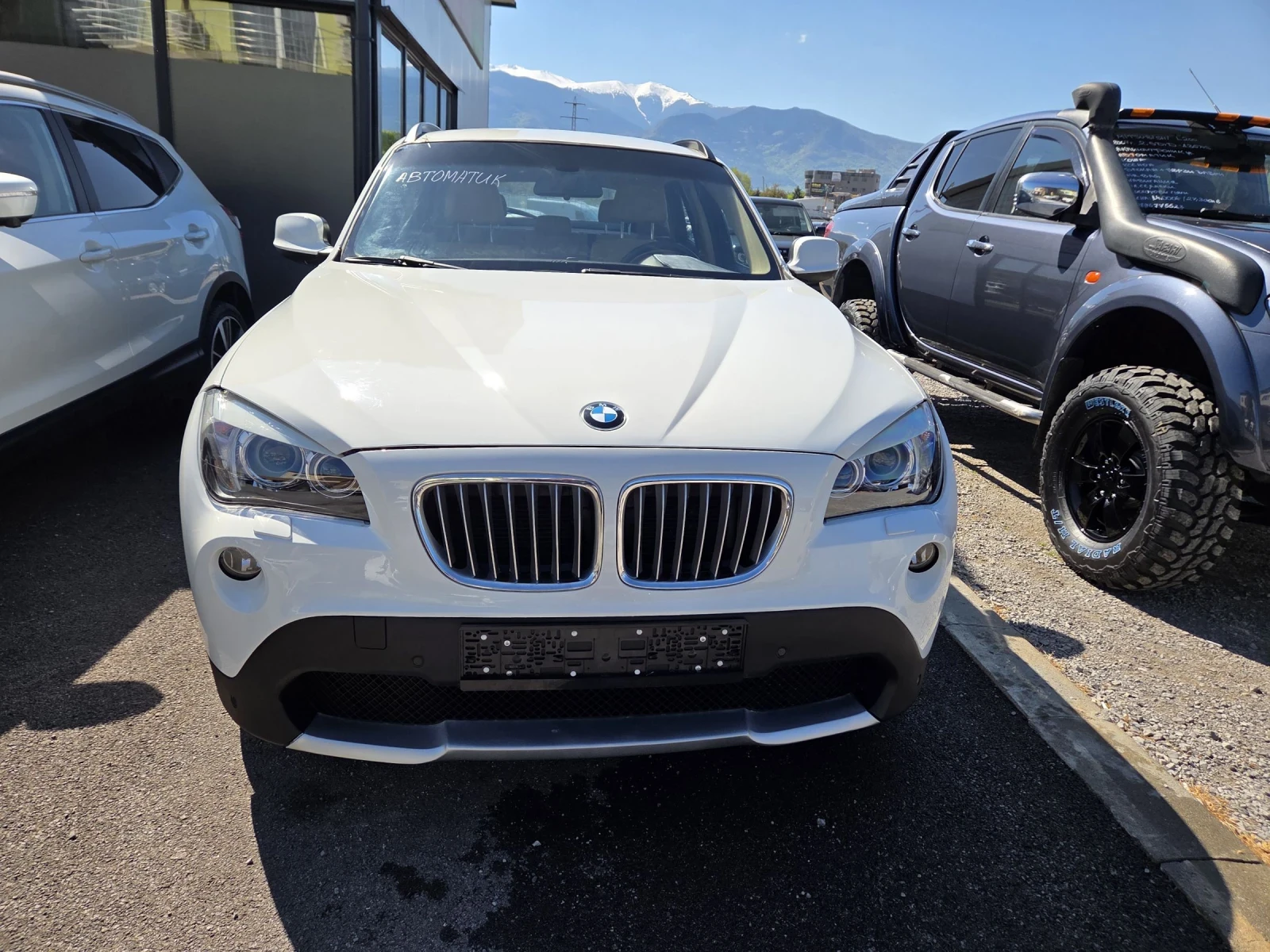 BMW X1 2.0d / X-DRIVE/ АВТОМАТИК, снимка 3 - Автомобили и джипове - 54490527