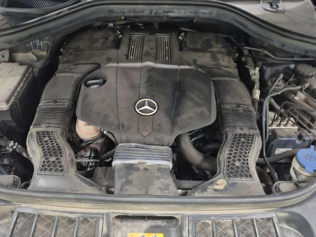 Mercedes-Benz GLE 400 ДИСТРОНИК * H/К * ОБДУХВАНЕ * CARFAX * KEYLESS, снимка 16 - Автомобили и джипове - 54941272