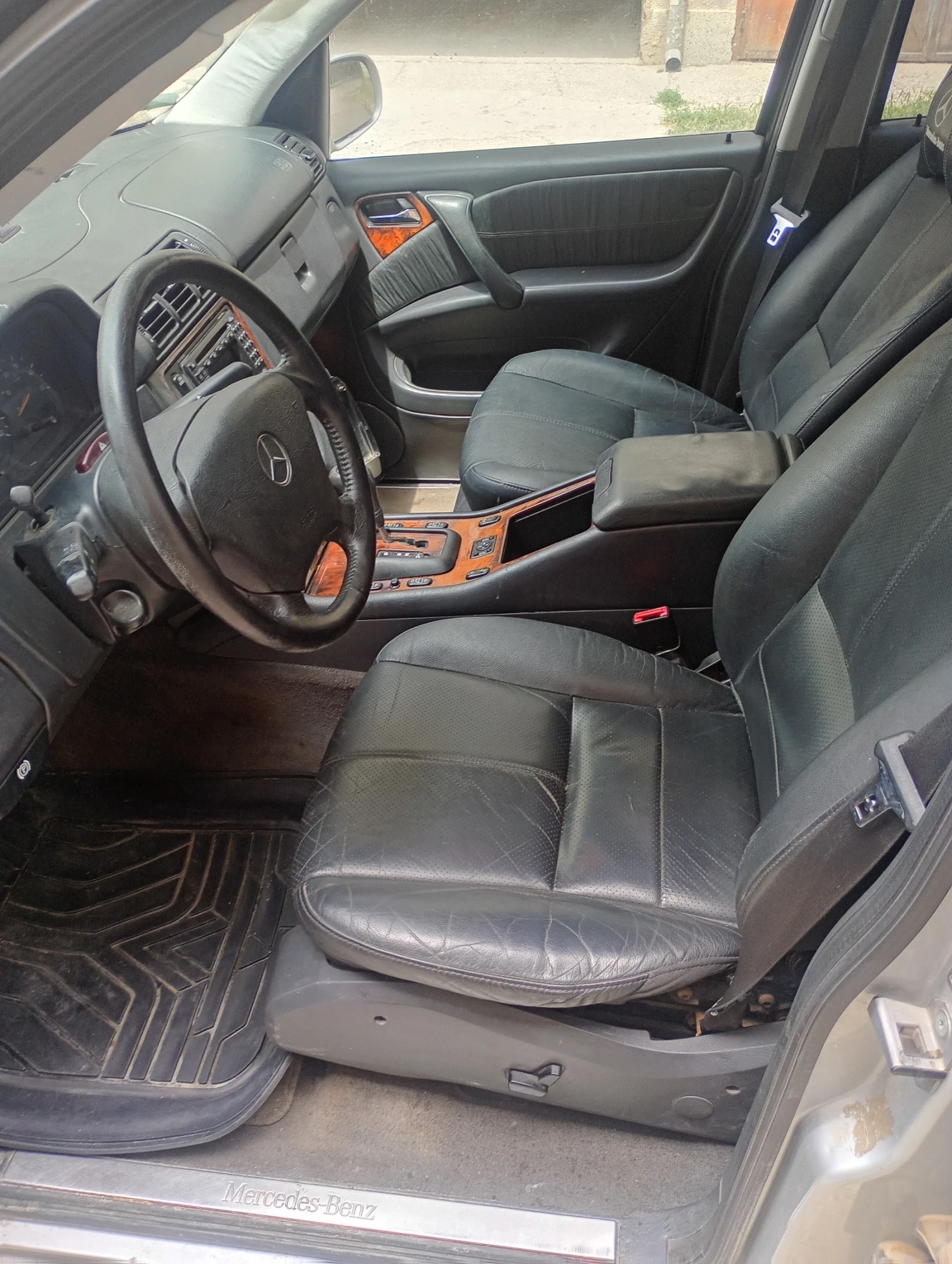 Mercedes-Benz ML 270 2.7 Diesel Automatic Facelift , снимка 5 - Автомобили и джипове - 54979615