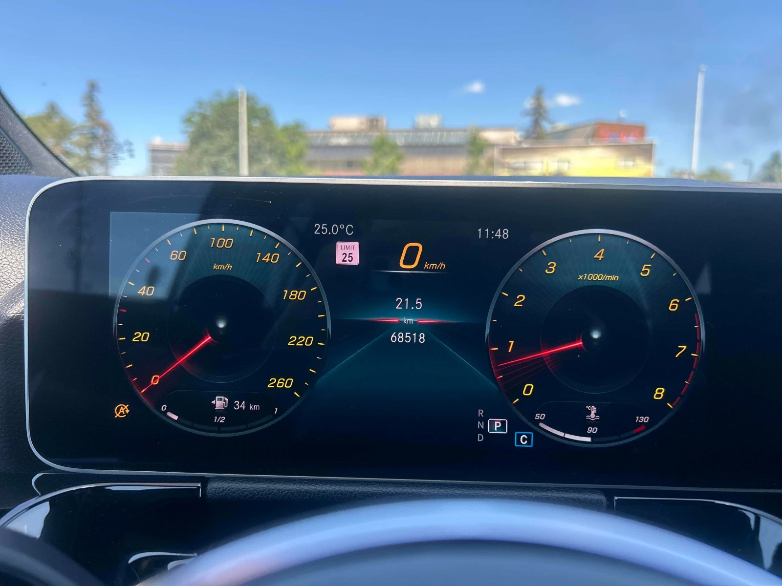 Mercedes-Benz GLA | 65 K KM КАРФАКС БЕЗ ИНЦИДЕНТИ, снимка 8 - Автомобили и джипове - 55538160