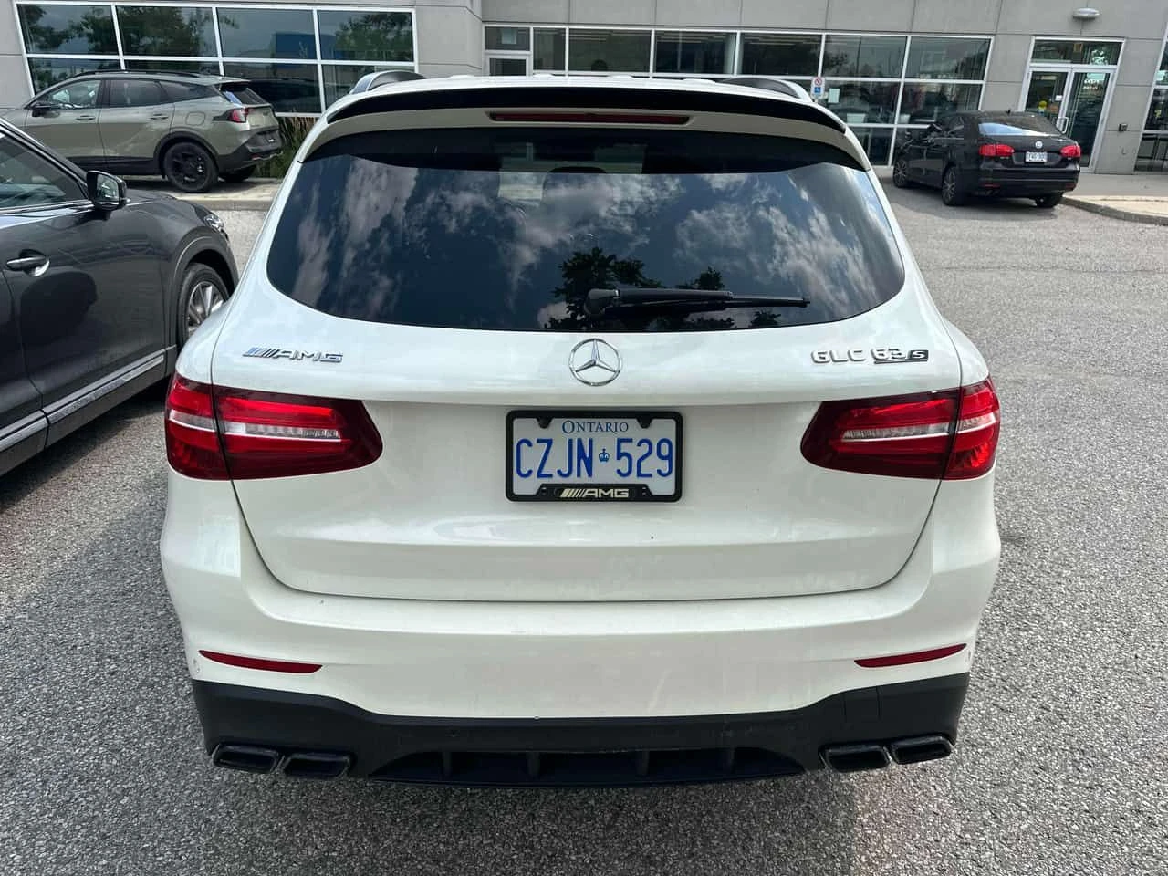 Mercedes-Benz GLC 63 AMG * S * АВТОКРЕДИТ БЕЗ ПЪРВОНАЧАЛНА ВНОСКА* , снимка 4 - Автомобили и джипове - 55603283