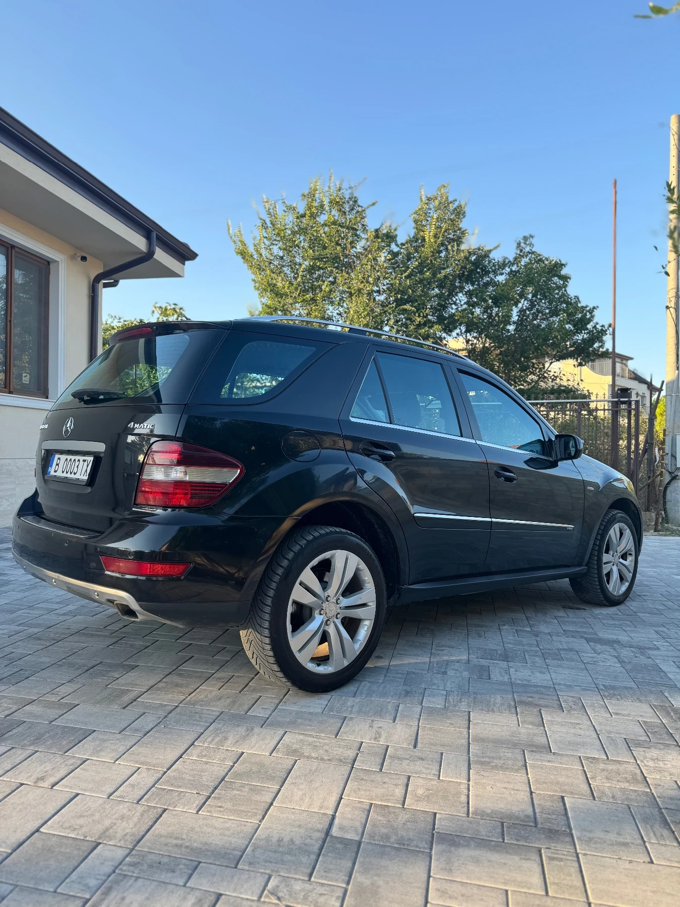 Mercedes-Benz ML 300 ML 300 , снимка 2 - Автомобили и джипове - 55619131