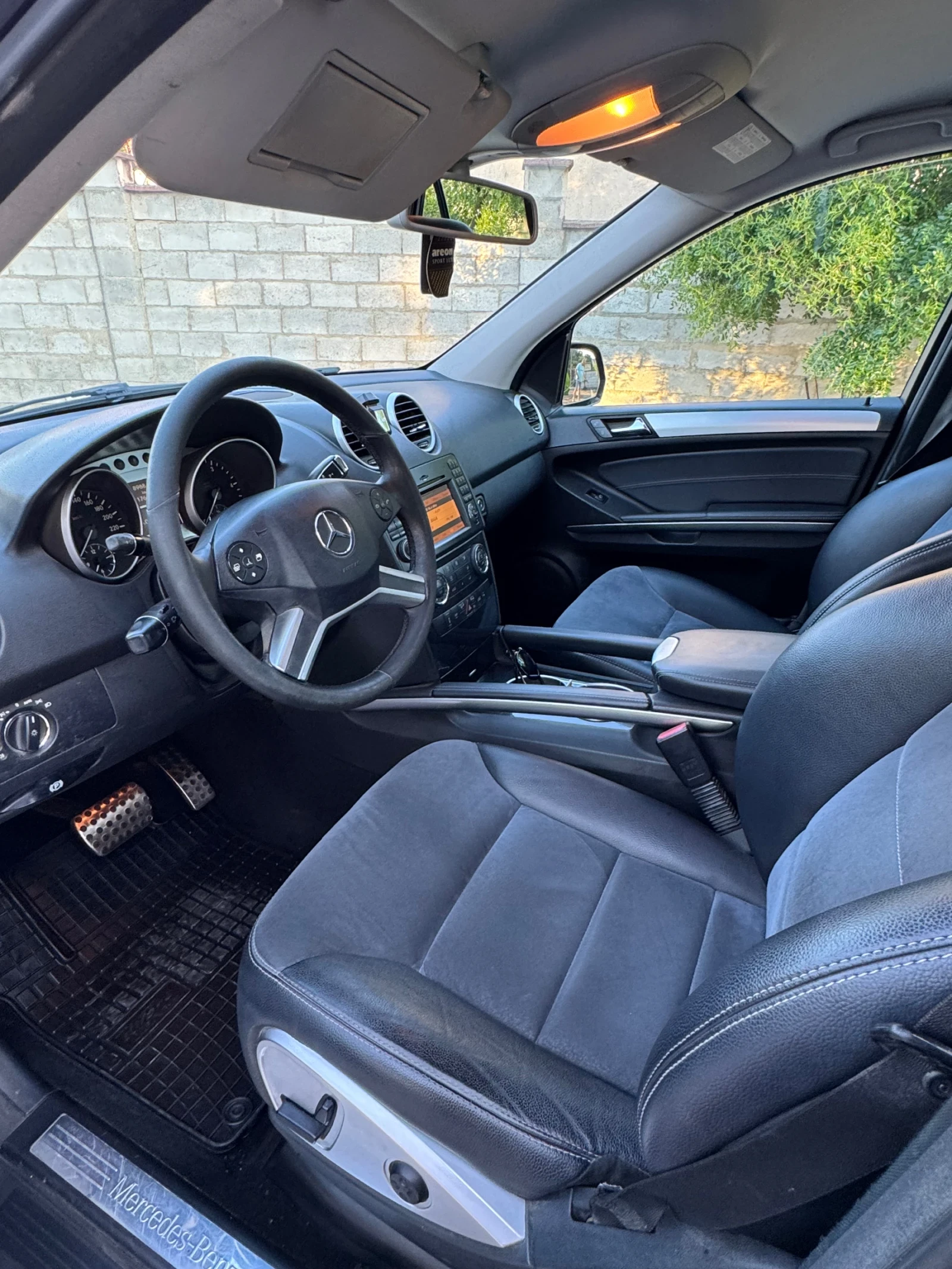 Mercedes-Benz ML 300 ML 300 , снимка 9 - Автомобили и джипове - 55619131