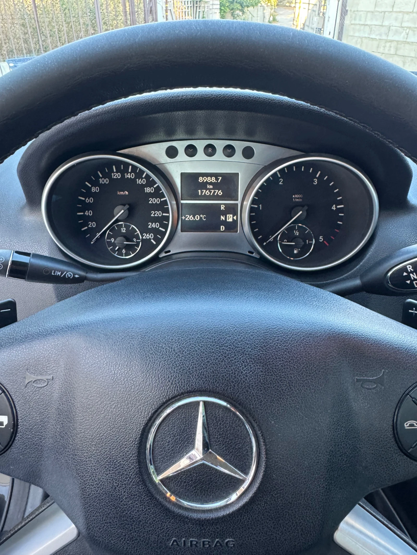 Mercedes-Benz ML 300 ML 300 , снимка 13 - Автомобили и джипове - 55619131