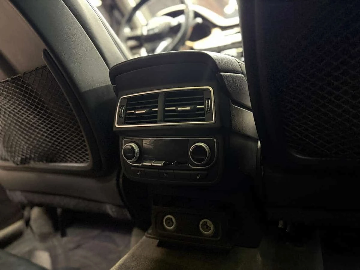 Audi Q7 * TECHNIK| MASSAGE SEATS| SOFT CLOSE| LOADED * CAR, снимка 16 - Автомобили и джипове - 55680443