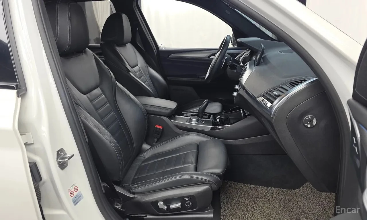 BMW X3 хDrive 20d M Sport* ПОДГРЕВ* ПАНО* АВТОКРЕДИТ* , снимка 11 - Автомобили и джипове - 56099728