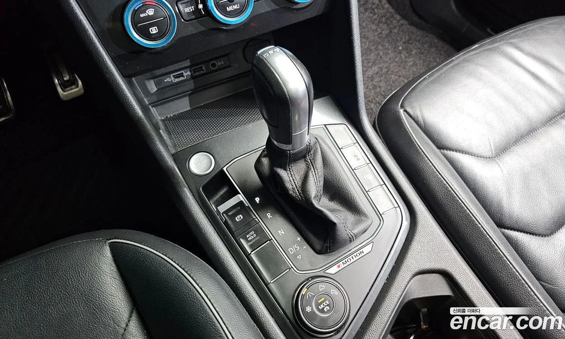 VW Tiguan 2.0 TDI 4Motion Prestige, снимка 9 - Автомобили и джипове - 56122223