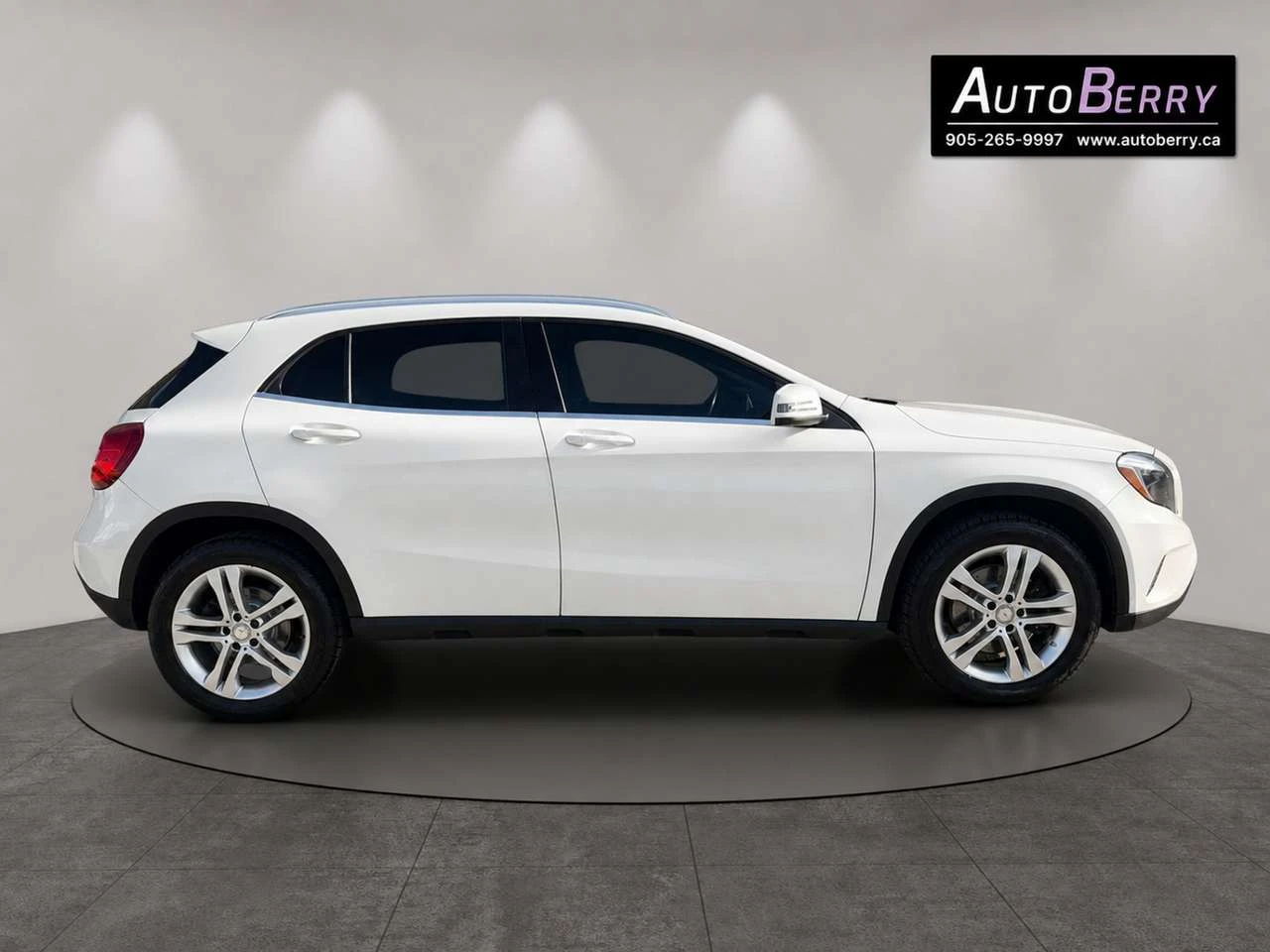 Mercedes-Benz GLA * AWD* �������* ������* �����������* ����CARFAX*  | Mobile.bg � ����������� 9
