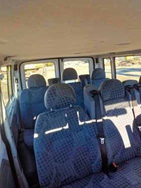 Ford Transit 2.2TDCi 8+ 1места КЛИМАТИК 2броя ОТЛИЧНО СЪСТОЯНИЕ, снимка 12
