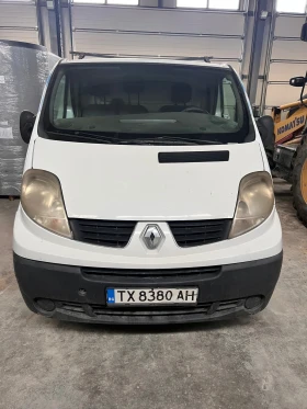 ������ Renault Trafic
