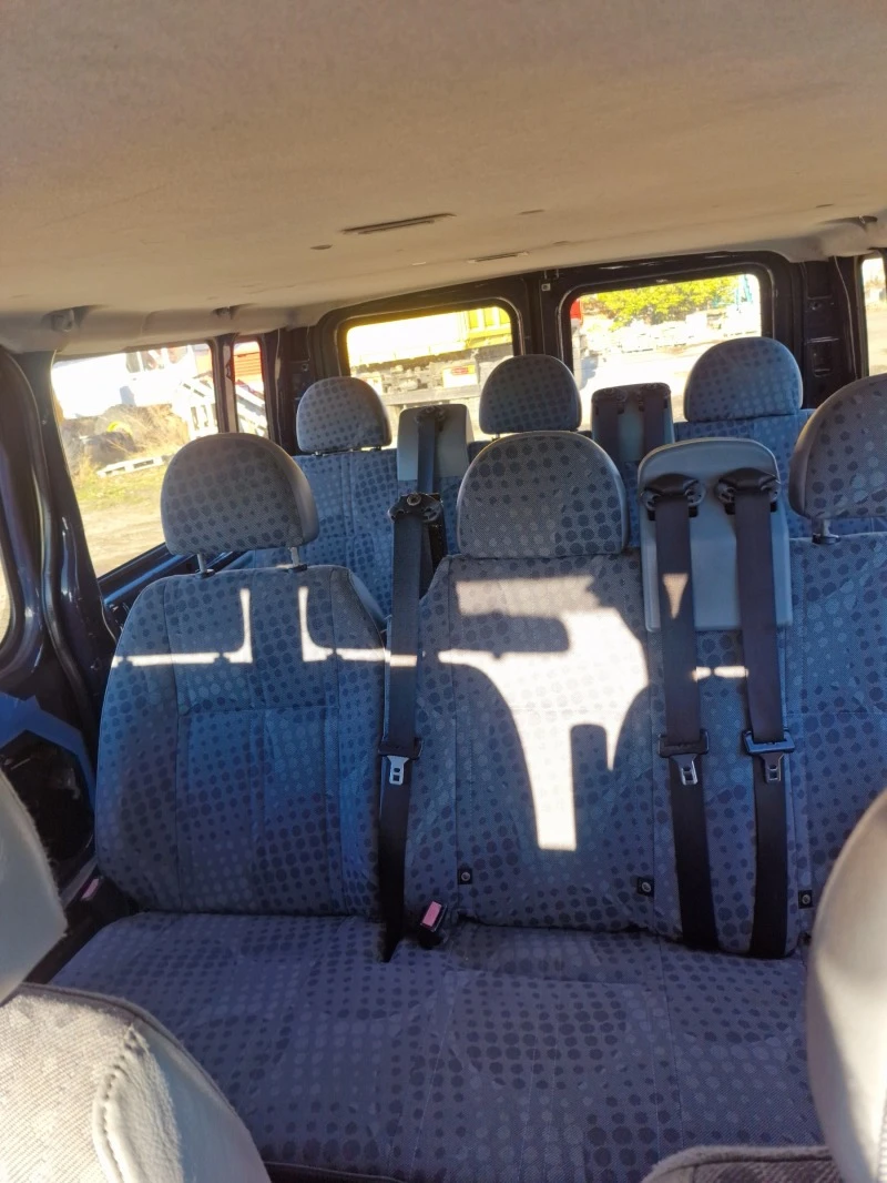 Ford Transit 2.2TDCi 8+ 1места КЛИМАТИК 2броя ОТЛИЧНО СЪСТОЯНИЕ, снимка 17 - Бусове и автобуси - 48008440