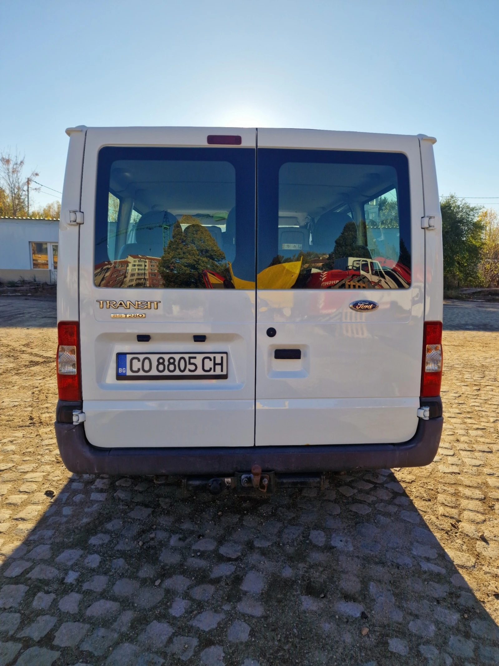 Ford Transit 2.2TDCi 8+ 1места КЛИМАТИК 2броя ОТЛИЧНО СЪСТОЯНИЕ - изображение 4