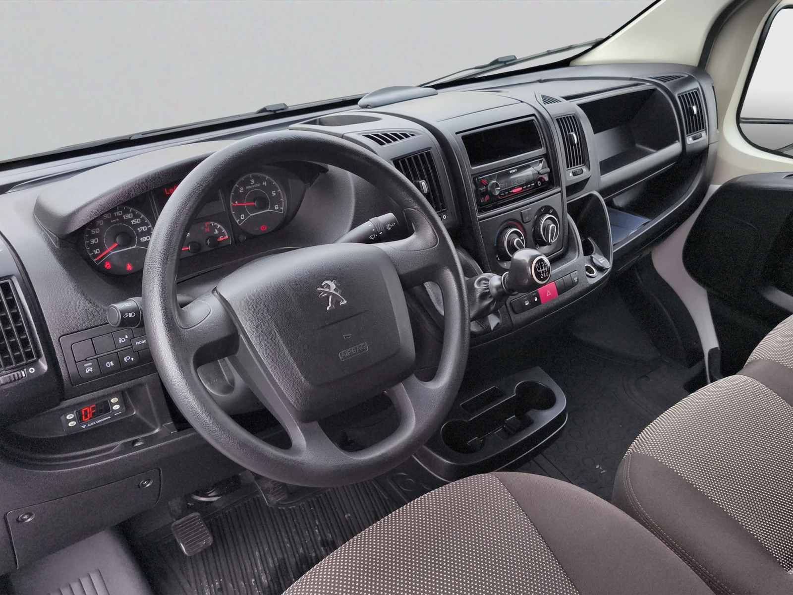 Peugeot Boxer FT 435L4H3 2.2 BlueHDI 140 S&S E6 // 2011030 - изображение 9