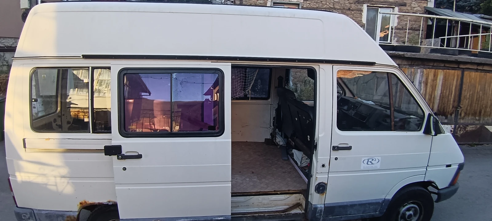 Кемпер Renault Trafic - изображение 7