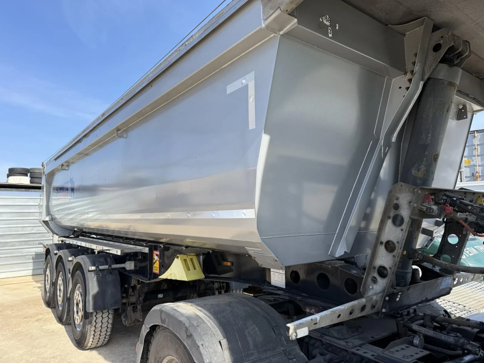 Полуремарке Schmitz  SKI 24, снимка 7 - Ремаркета - 53760193