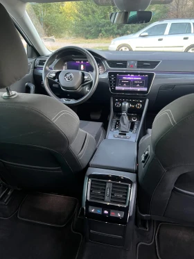Skoda Superb 62000км DSG Facelift  Регистрирана 1.5 бензин, снимка 10