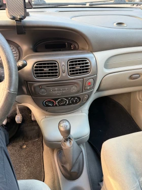 Renault Scenic Нова газова , снимка 9