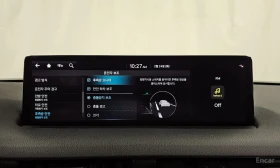 Genesis GV70 2.2 DIESEL* AWD* КОЖА* ПОДГР* ОБДУХ* 360* HUD* LIN, снимка 15