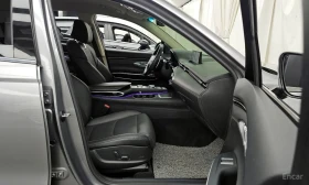 Genesis GV70 2.2 DIESEL* AWD* КОЖА* ПОДГР* ОБДУХ* 360* HUD* LIN, снимка 10