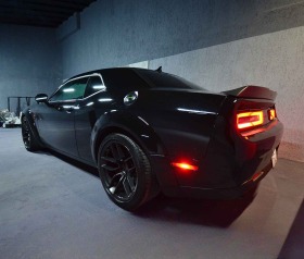 Dodge Challenger HELLCAT Widebody, снимка 5