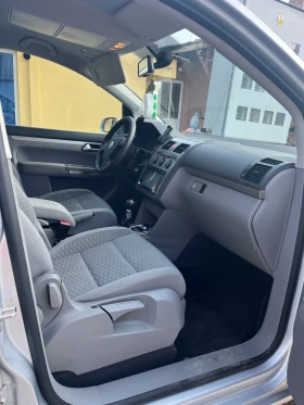 Обява за продажба на VW Touran ~7 700 лв. - изображение 8
