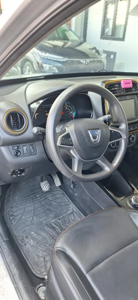 Dacia Spring - 10950 € / 21416.34 лв. - 72601258 7