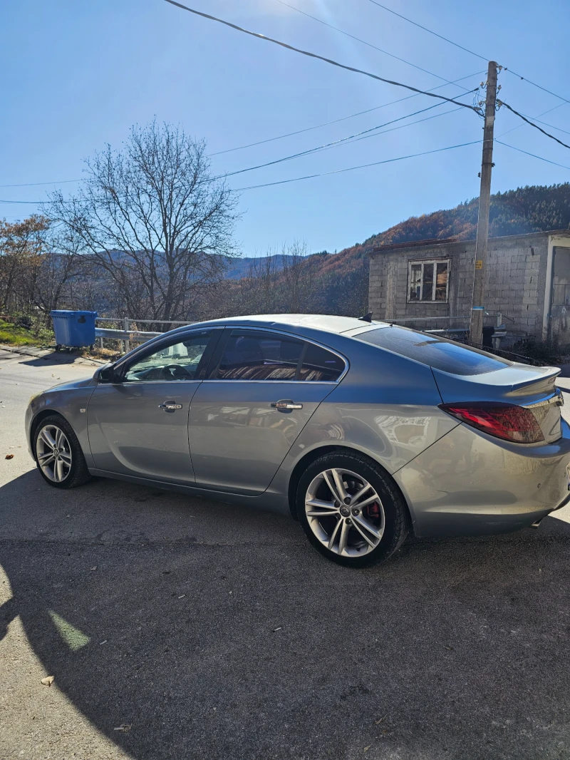 Opel Insignia 2.0, снимка 3 - Автомобили и джипове - 48044230