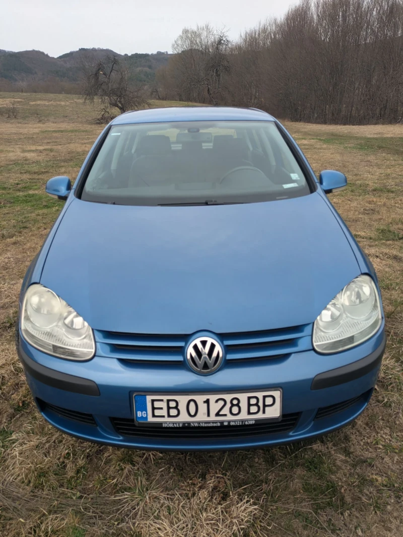 VW Golf, снимка 1 - Автомобили и джипове - 49508929