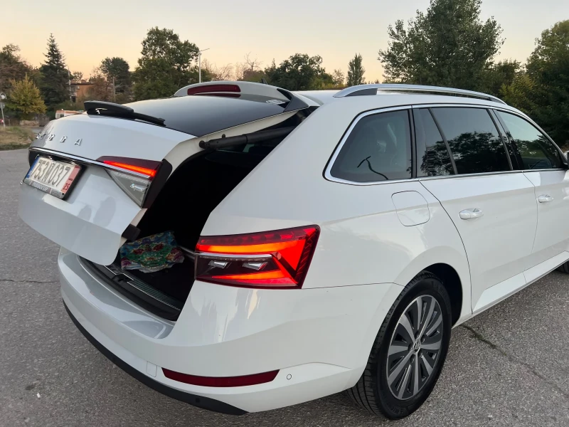 Skoda Superb 58000км Уникат автомат 7ск.РЕГИСТРИРАНА 1.5 бензин, снимка 6 - Автомобили и джипове - 52460513