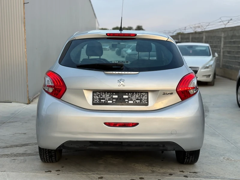 Peugeot 208 1.4 HDI EURO5B, снимка 5 - Автомобили и джипове - 51840753