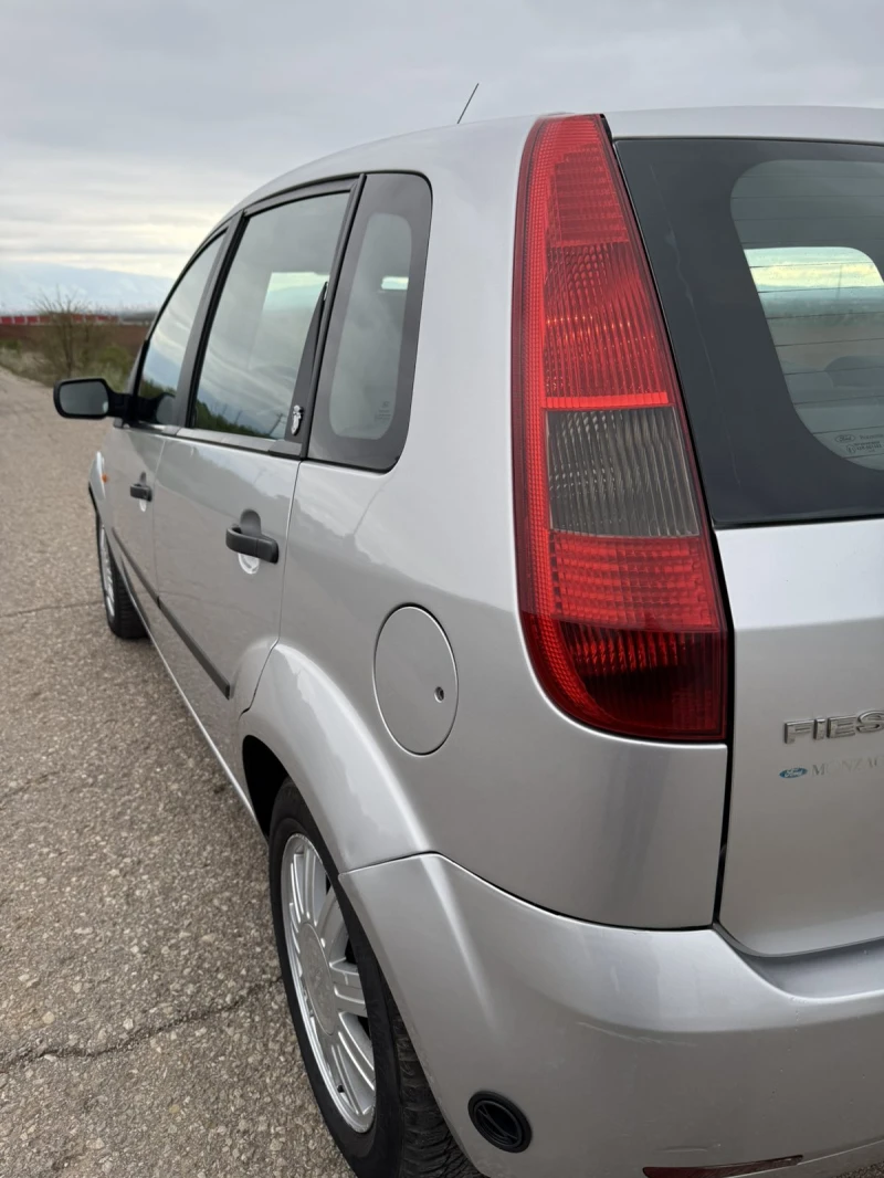Ford Fiesta 1.4/80, снимка 14 - Автомобили и джипове - 53072520