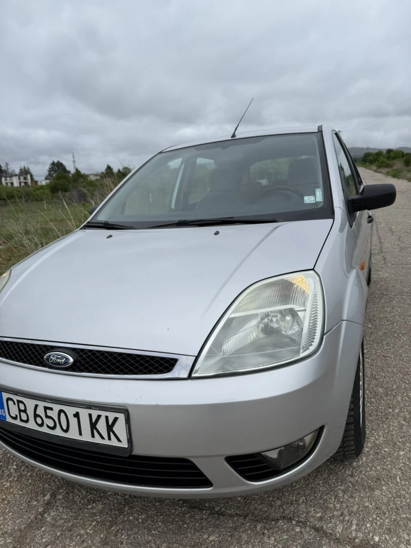 Ford Fiesta 1.4/80, снимка 15 - Автомобили и джипове - 53072520