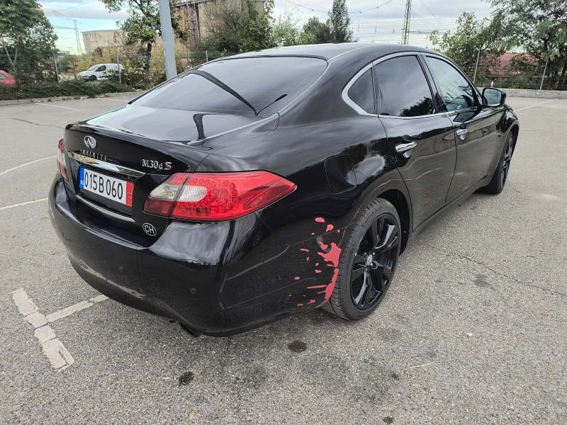 Infiniti M 30dS, снимка 3 - Автомобили и джипове - 52420582