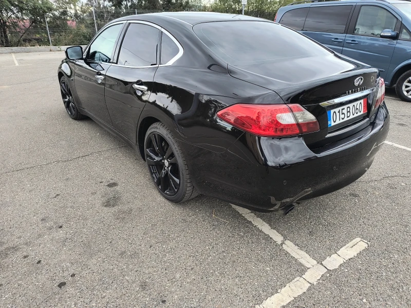 Infiniti M 30dS, снимка 5 - Автомобили и джипове - 52420582