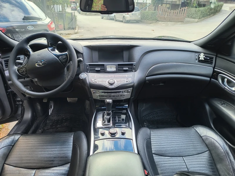 Infiniti M 30dS, снимка 11 - Автомобили и джипове - 52420582