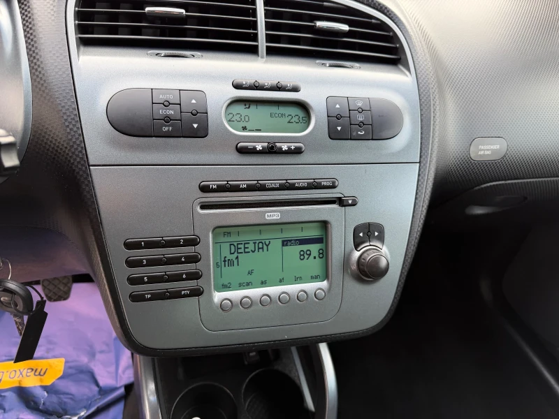 Seat Altea XL 1.9TDI 105k.c, снимка 11 - Автомобили и джипове - 52917353