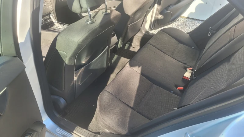 Mercedes-Benz C 220 С220 автомат 646 , снимка 10 - Автомобили и джипове - 53119087