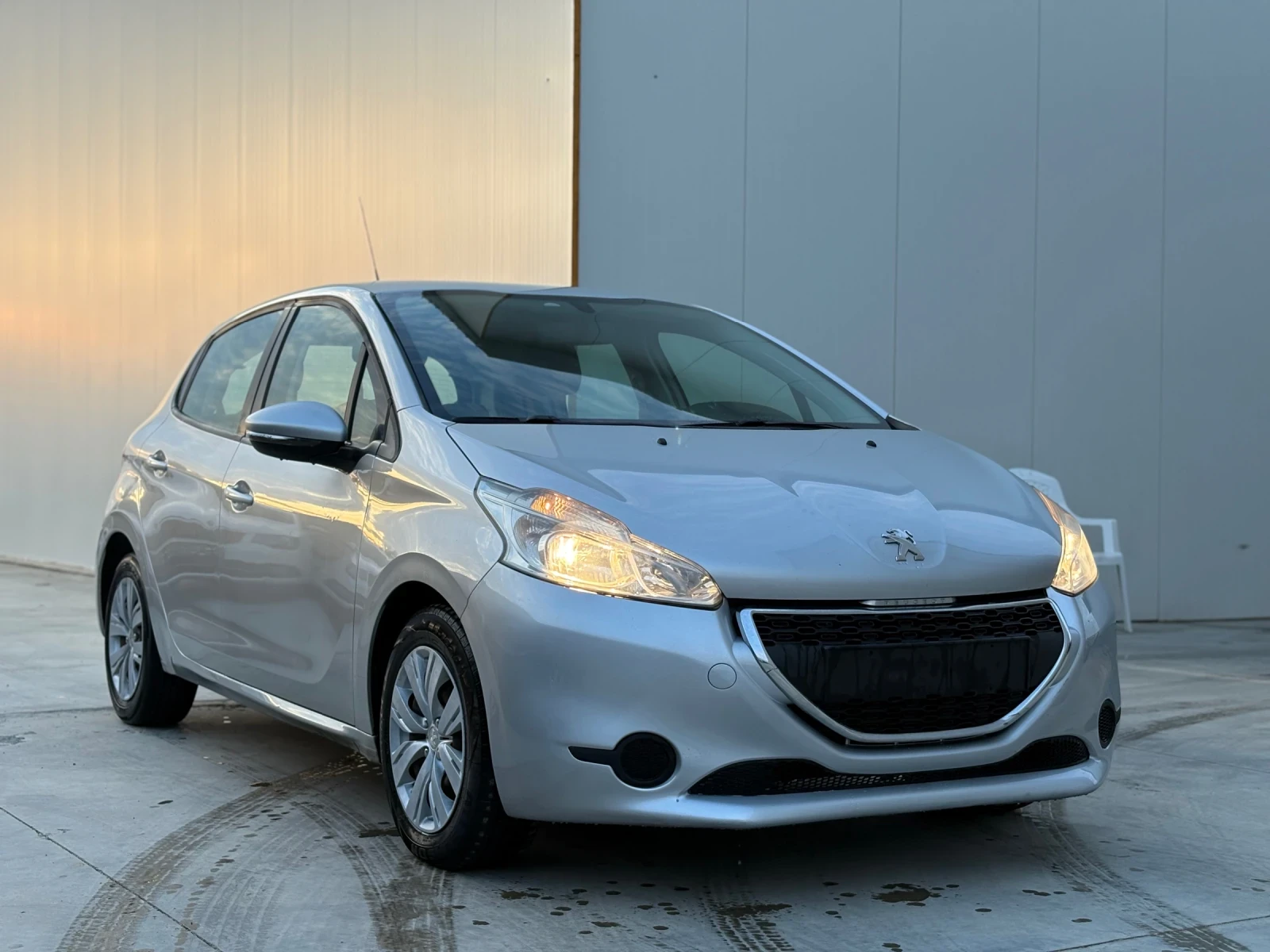 Peugeot 208 1.4 HDI EURO5B, снимка 1