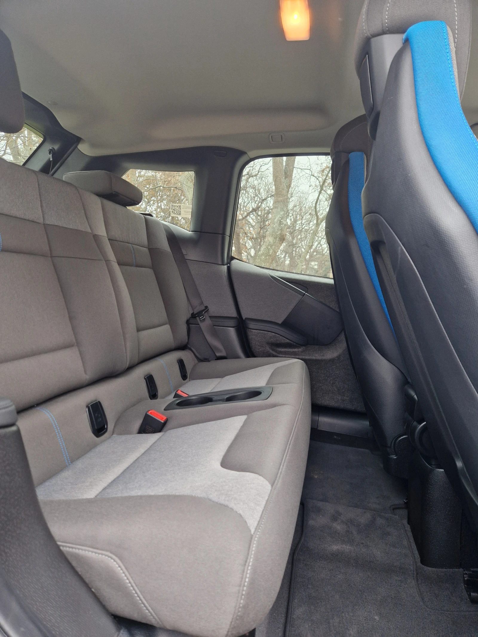 BMW i3 120Ah///KEYLESS ENTRY/BMW PREMIUM SELECTION/ | Mobile.bg   13