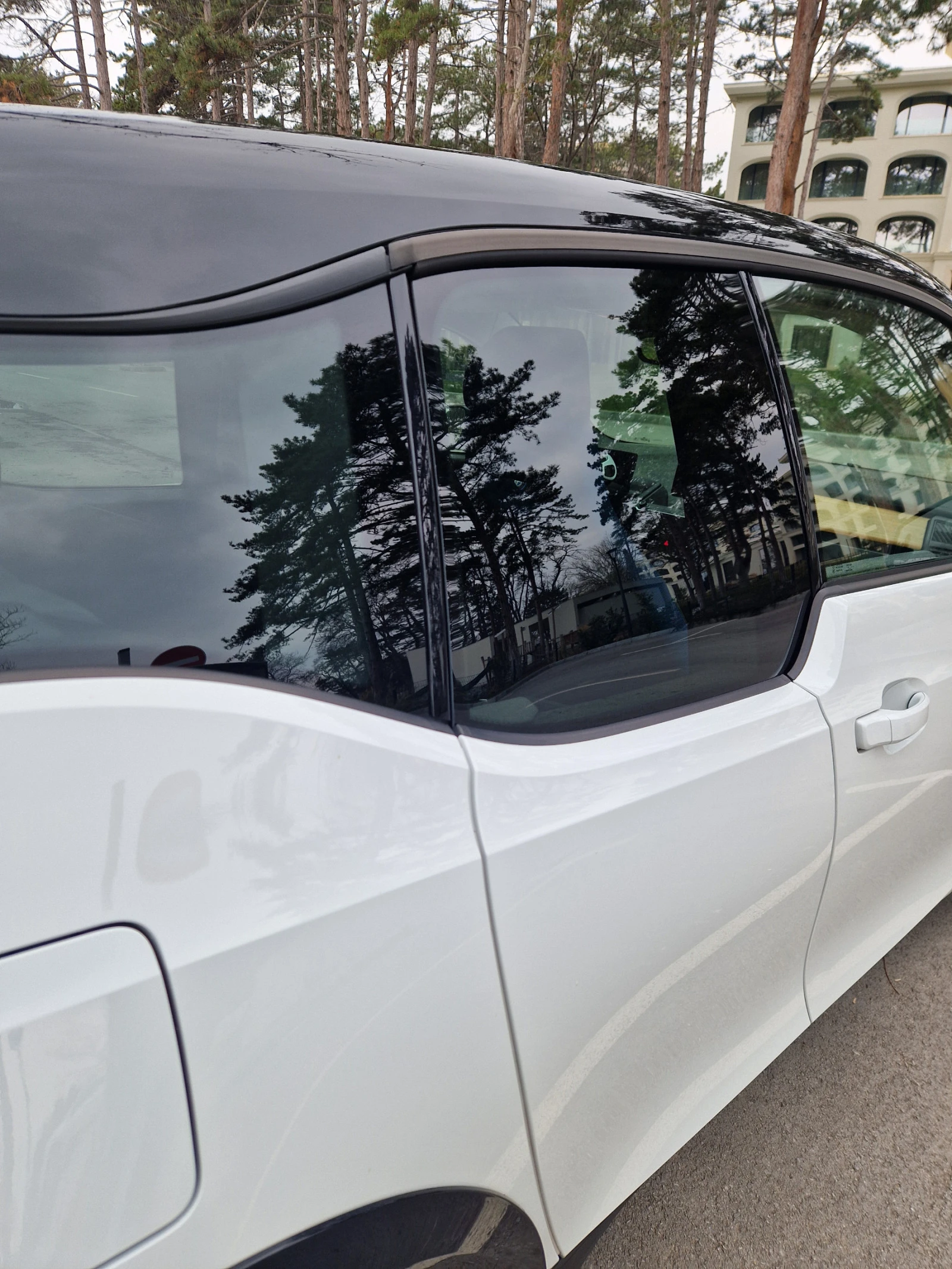 BMW i3 120Ah///KEYLESS ENTRY/BMW PREMIUM SELECTION/ | Mobile.bg   16