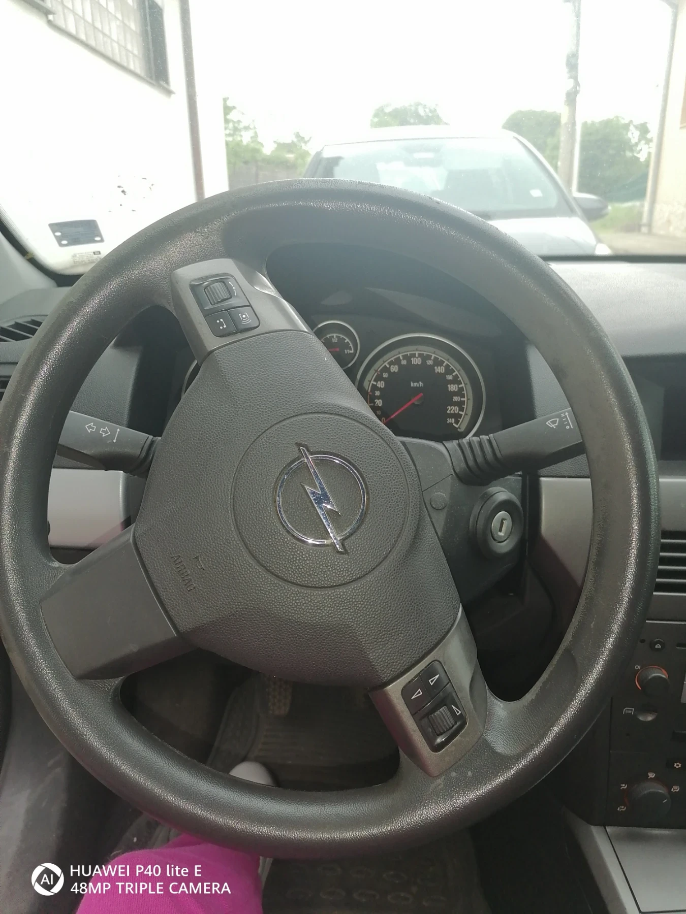 Opel Astra Combi - изображение 9