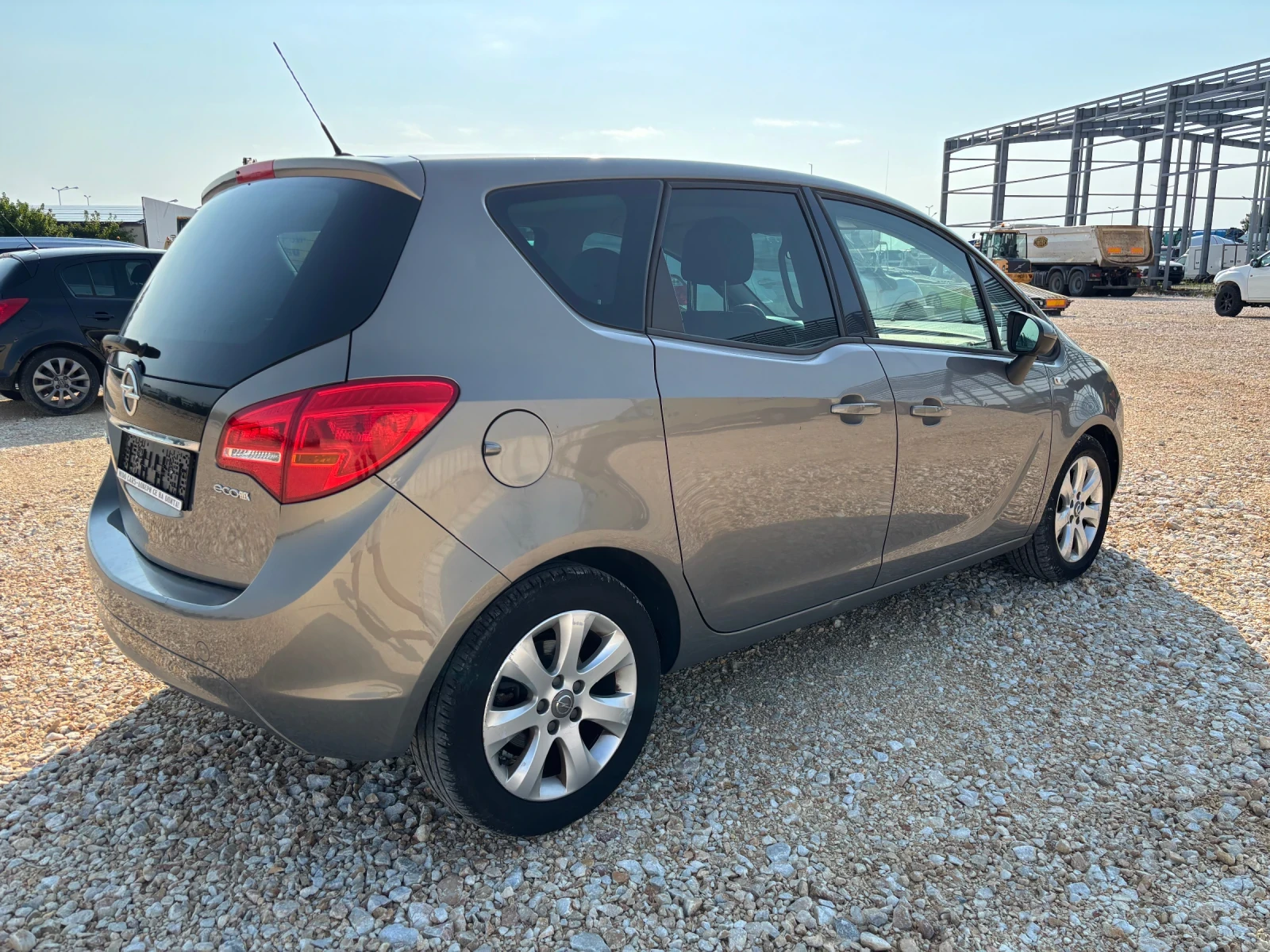 Opel Meriva 1.3 - изображение 4