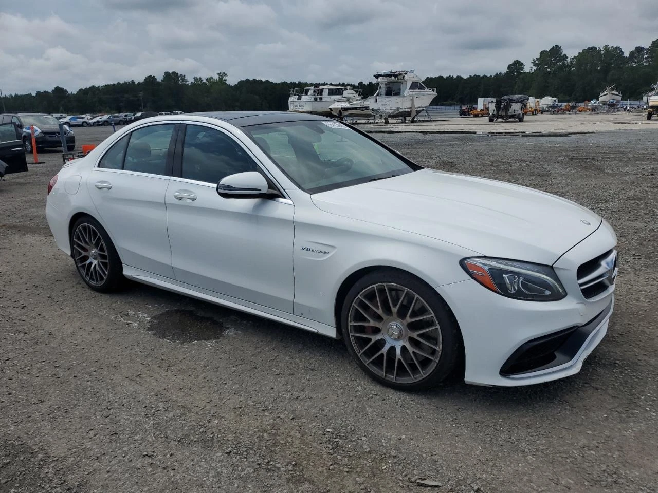 Mercedes-Benz C 63 AMG S * КЛИП НА ДВИГАТЕЛ* * ЛИЗИНГ*  - изображение 2