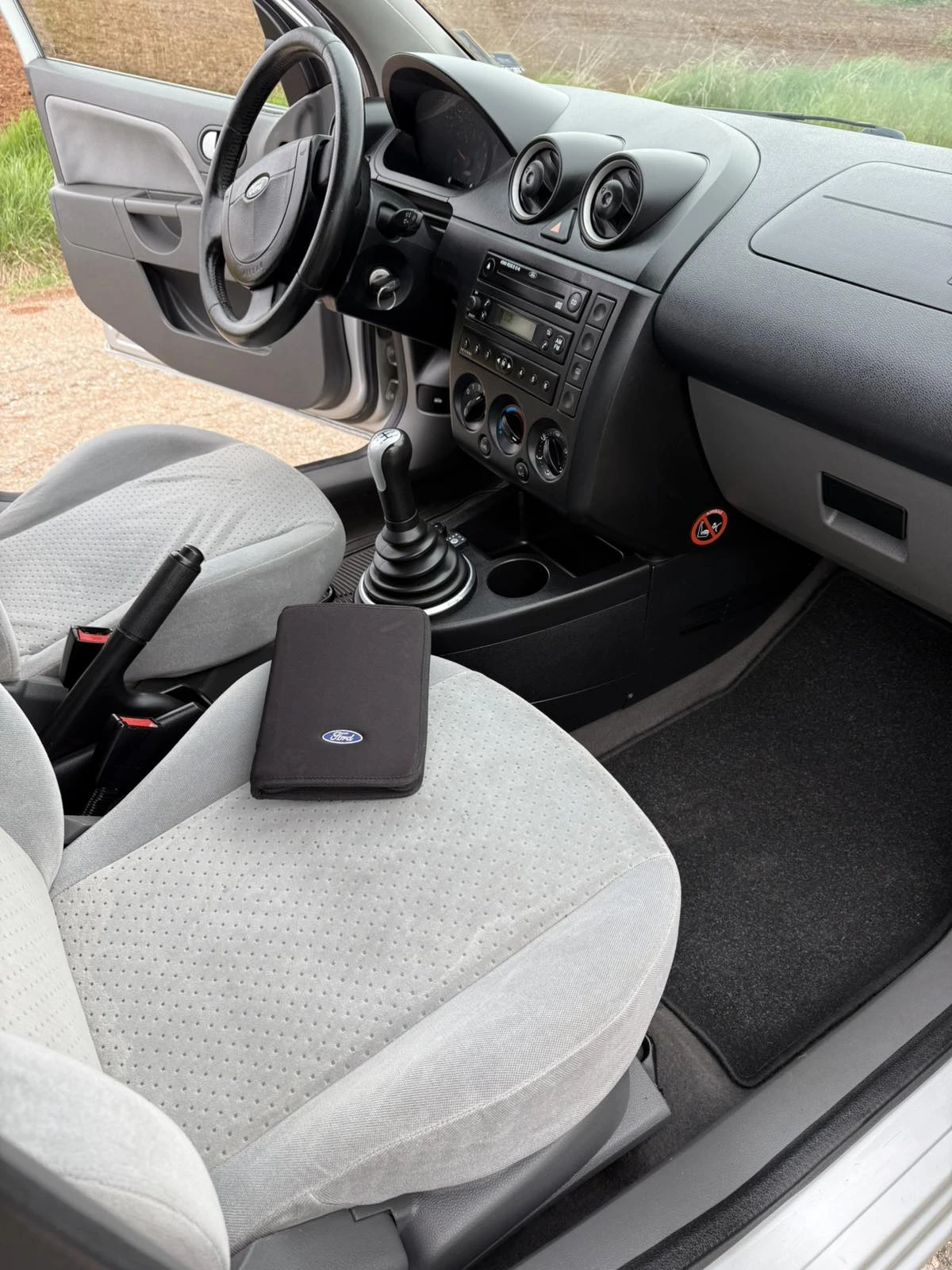 Ford Fiesta 1.4/80 - изображение 5