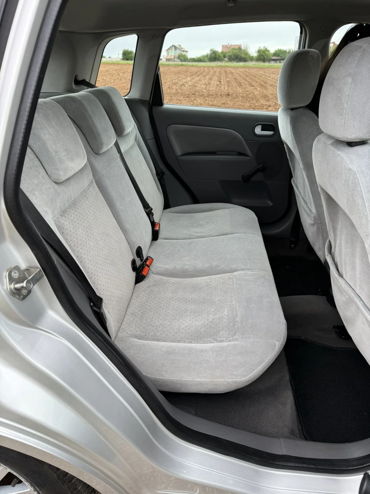 Ford Fiesta 1.4/80 - изображение 6