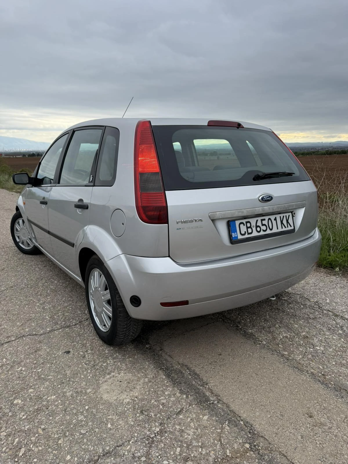 Ford Fiesta 1.4/80 - изображение 2