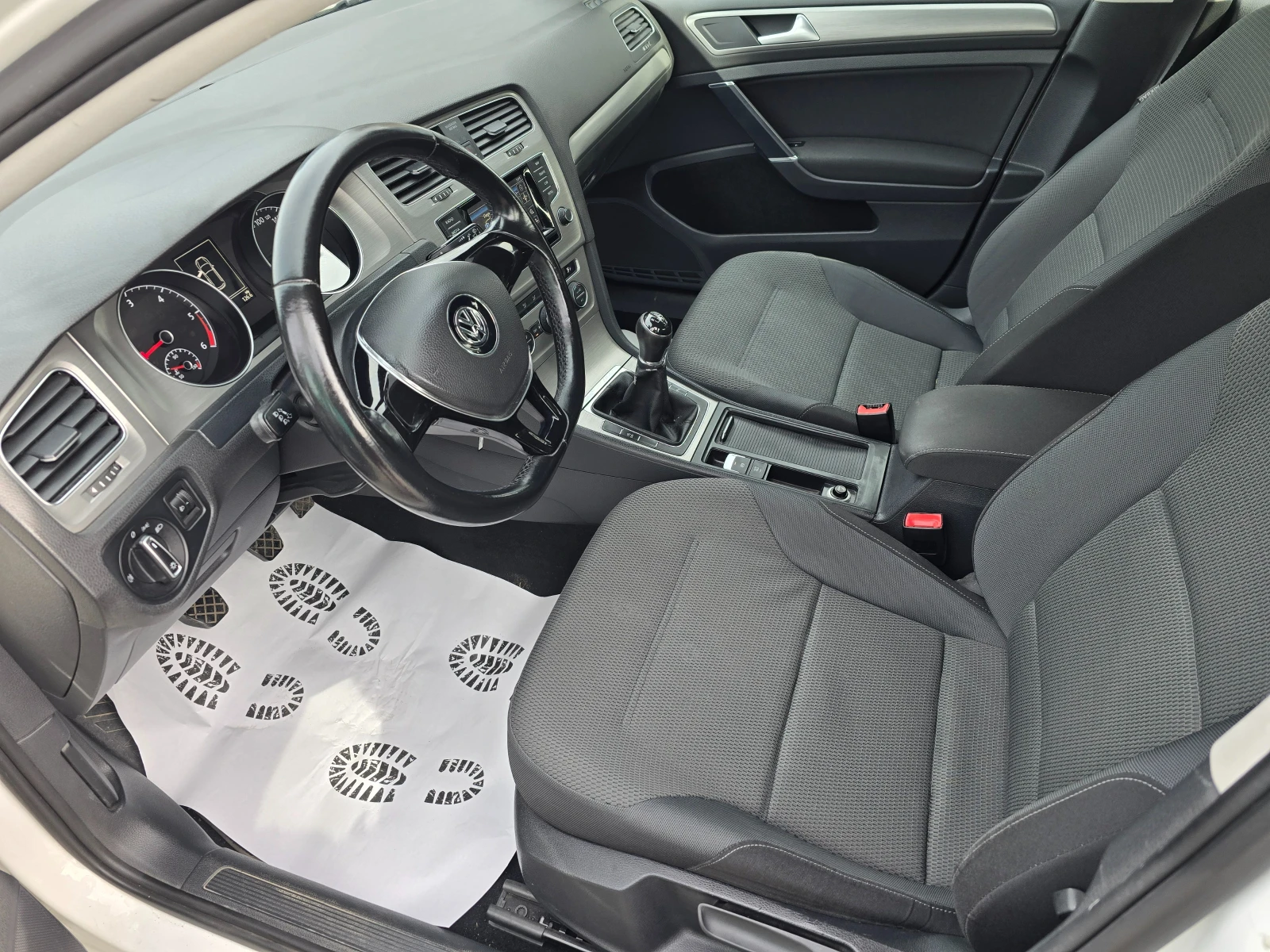 VW Golf 1.6TDi-Navi= Podgrev - изображение 5