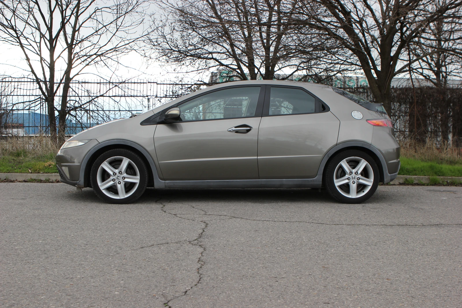 Honda Civic automatic 1.8vtec - изображение 3