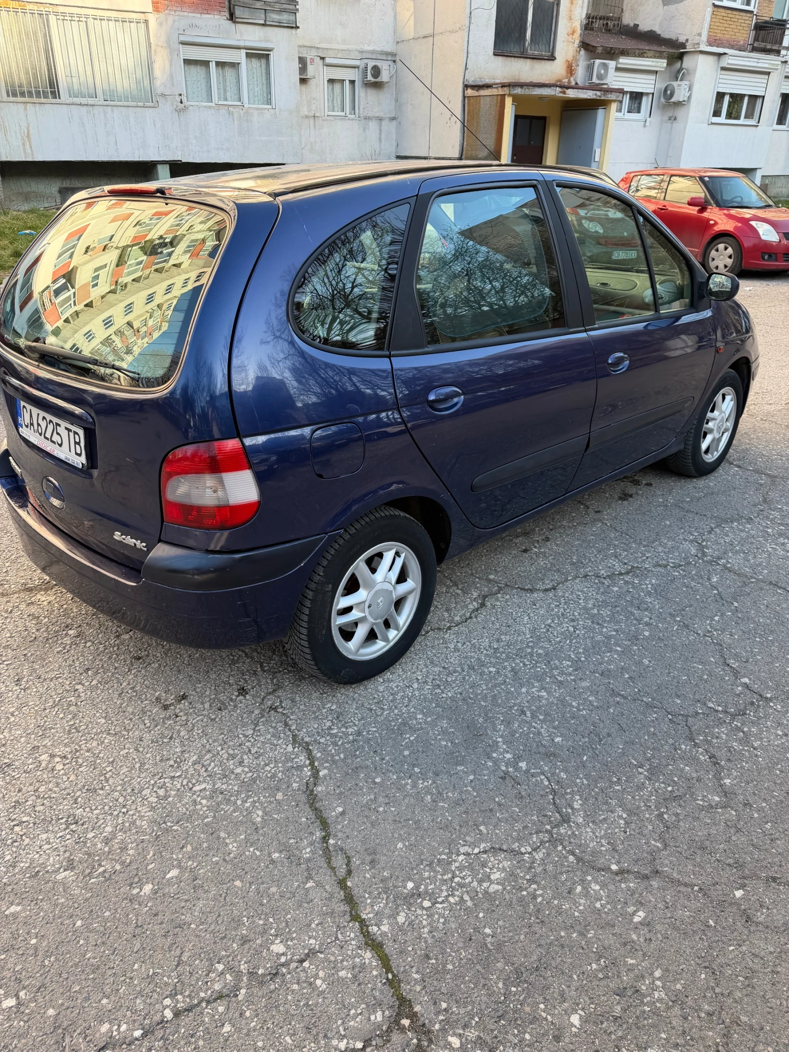 Renault Scenic Нова газова , снимка 6 - Автомобили и джипове - 53839631